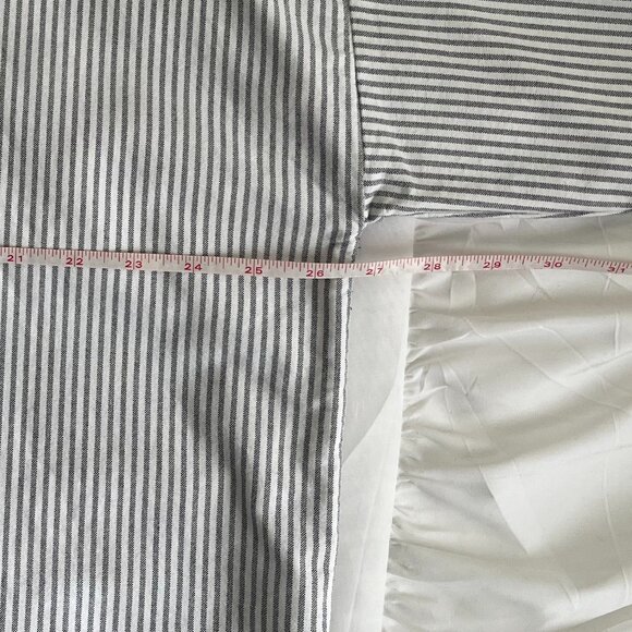 Everlane Japanese Square Oxford Button Down Shirt Size 6 Grey/White Striped - Picture 5 of 8